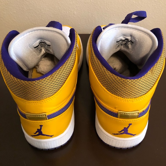 MENS Jordan 1 - Picture 2 of 3